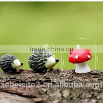 cy307 Miniature DIY Fairy Garden Accessories 3pcs/set,two hedgehog and one mushroom