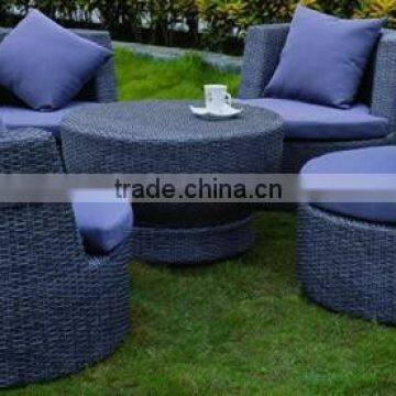 garden rattan table and chair