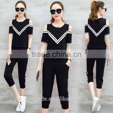 Customized Women's Fitness Sports Tracksuit Running Suit for Women photo-2