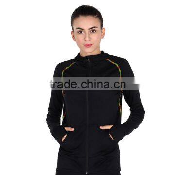 China Factory Women Fitness Wear With Hooded Elastic Breathable Outer Sports Jackets Comfortable photo-2
