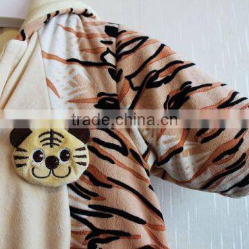 Wholesale 2016 Latest Design Pattern Baby Coat Boys Winter Long Sleeve Coat photo-2