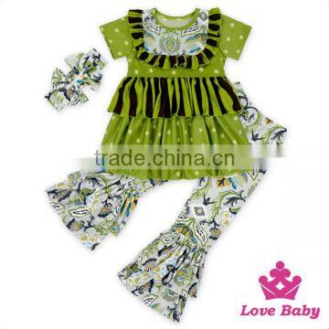 66TQZ462 Yiwu Lovebaby Wholesale Short Sleeve Vertical Stripe Top With Bib Floral Ruffle Bell-bottoms Newborn Baby Gift Set photo-2
