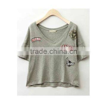 China Women T-shirt Fashion Short Sleeve Embroidered T-shirt for Ladies