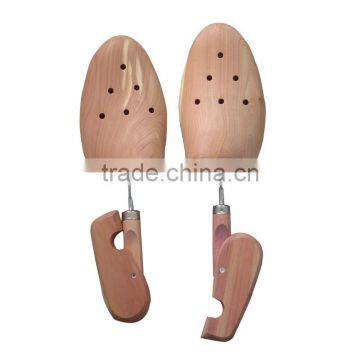 Twistable Wooden Type Aromatic Red Cedar Wood Shoe Tree With Holes in the Front Part photo-3