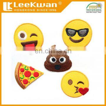 2017 New Emoji Patches Smiling face - Sunglasses Sticker Embroidery Patch