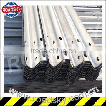 CE Approved Two Way Corrugated Highway Guardrail Suppliers