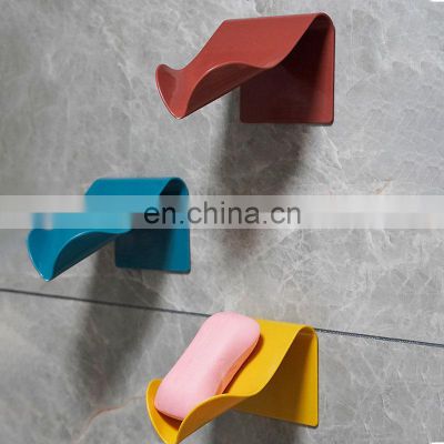 Affordable Eco Friendly Bar Wholesale Recycled Smart Wall Mounted Plastic Shape Leaf Soap Holder