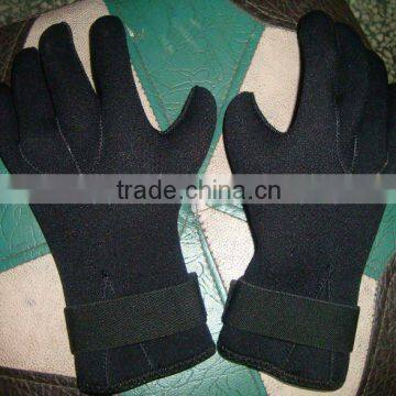 neoprene glove