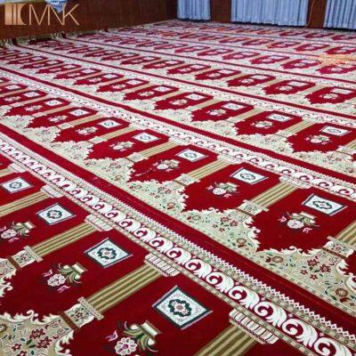 Yamei Lagend Red Color Machine Made Prayer Carpets photo-3