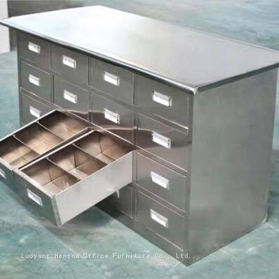 Großkapazitiver Apotheken-Schrank mit mehreren Schubladen für chinesische Medizin | Ideal zum Lagern chinesischer Kräutermittel photo-1