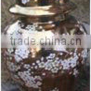 Chinese antique ceramic jar