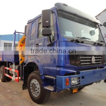 China factory 4*2 HOWO truck crane 6.3 ton knucle truck crane