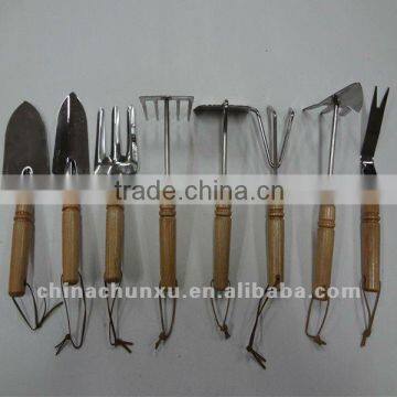 wooden handle garden tools