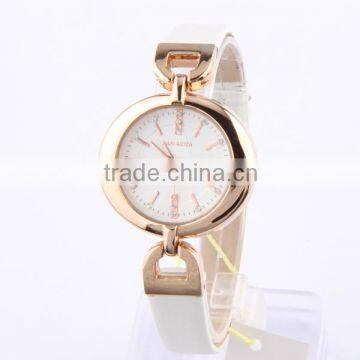 Custom Leather Bracelet Oval Face Watch photo-3