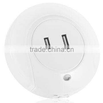 LED night light with dusk to dawn sensor and dual USB wall Plate charger