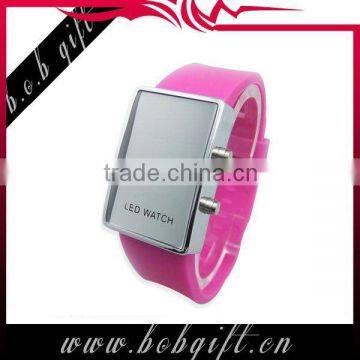 2014 popular cheap fashsion LED silicone promotional watch ladies