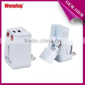 Universal Travel Adapter With USB Charger 2100mA CE,ROHS,FCC Compliant Guangzhou Factory photo-3