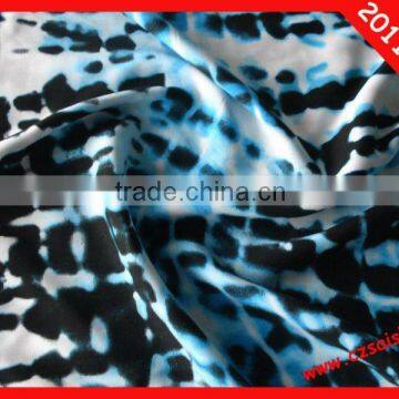 2011 the latest fashion rayon printed fabric