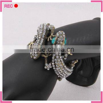 New Design Bangles Exaggerated, Lizard Shaped Crystal Bangles Wholesale photo-2