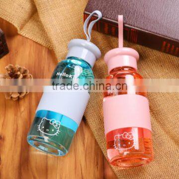 Take away sport bottle with silicon sleeve Clear glass water bottle with silicon sleeve