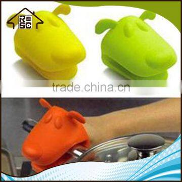 NBRSC Strict Quality Checked Anti Slip Silicone Oven Mitt Kitchen Glaove Oven Mitt Silicone Item For Using Silicone Gloves photo-6