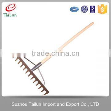 High quality 14 tines carbon steel stick root olive rake