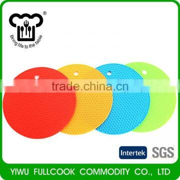 High Quality Round Colorful Food Grade Heat Resistant Silicone Table Mat photo-2