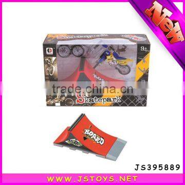 Finger Toys Mini Plastic Moto With Skatepark photo-3