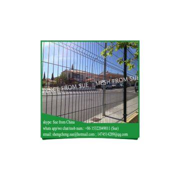 Export to United states 3D welded wire mesh fences panels for sale