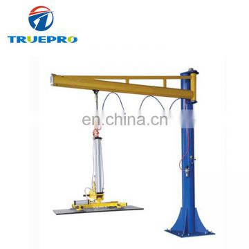 Pneumatic smooth metal panel vacuum lifter