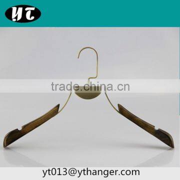 Special men clothes hanger with metal hook custom wood size coat hanger