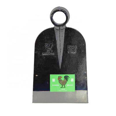 Durable Hoe for Agricultural Use, Rail Steel Blade, Long-Lasting and Ergonomic Handle