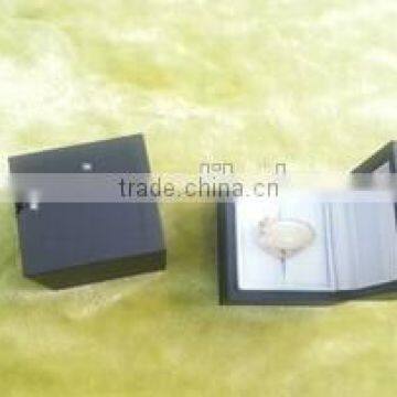 Luxury Black Handmade Ring Box Accessories Wooden Box Cardboard Wooden Box Wooden Jewelry Box photo-3