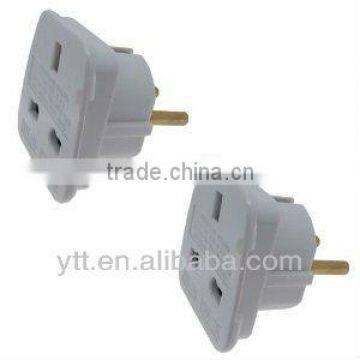 Universal to UK Travel Adaptor