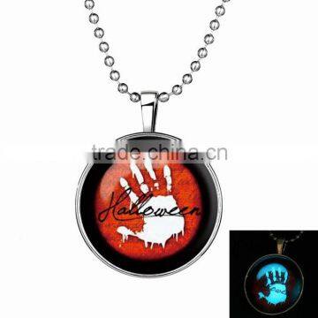 Trending noctilucent jewelry wholesale bloodcurdling design halloween necklace