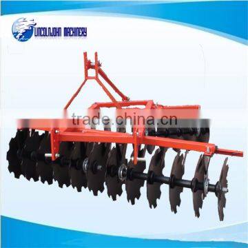 Three point mounted middle duty disc harrow