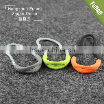 Popular Customized Durable TPU Zipper Pullers on Sports Bags