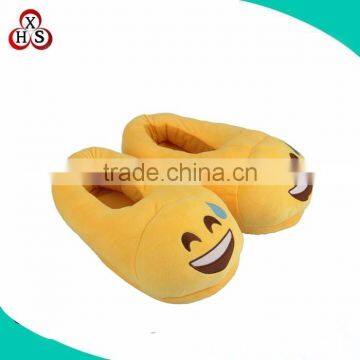cheap wholesale soft stuffed slippers poop emoji slippers