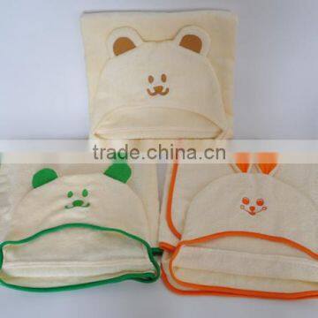 wholesale soft absorbent 100% cotton fabric hooded baby towel set with high quality