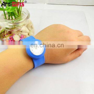 Promotional Waterproof Silicone Slap Band Watch photo-3
