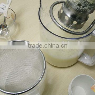 perforated strainer for juice extractor