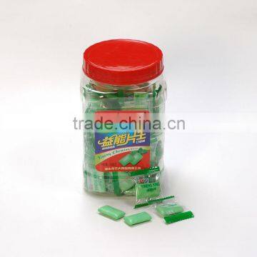 chew gum/gum chewing/chewy candy