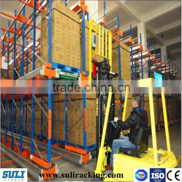 Automatic remoted radio shuttle racking