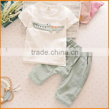 South Korea's short sleeved T-shirt pants suit the original design of two sets of small children children on behalf of WeChat ag