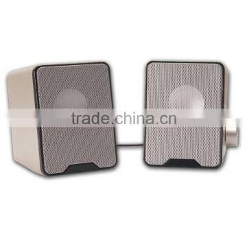 Mp3 player with built in speaker with usb charger