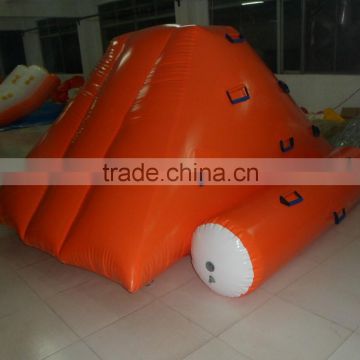 2015 hot commercial water inflatable floating climbing