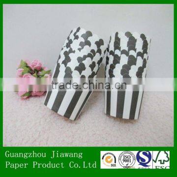 Black and white custom muffin paper cup mini disposable paper baking cups for cake cupcake cup paper wholesale China
