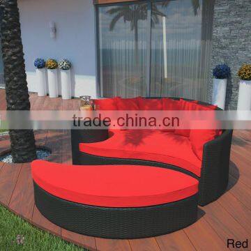 Beach Chair - Curve Rattan Wicker Lounge Chair - Love Sun Lounger - Resin Rattan Sunbed photo-4