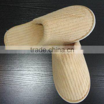 Wholesale Coral Fleece Luxury Hotel Slippers With Embroidery