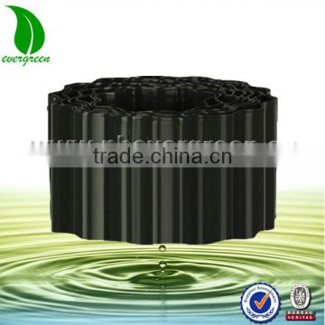 Black garden plastic lawn edging